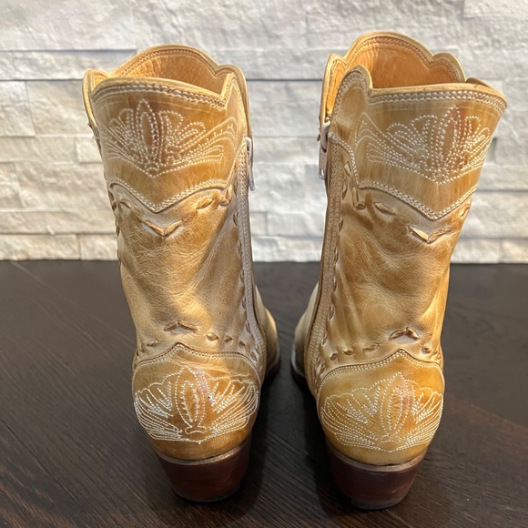 CHARLIE HORSE WOMENS ANKLE COWBOY BOOTS - Picture 7 of 14